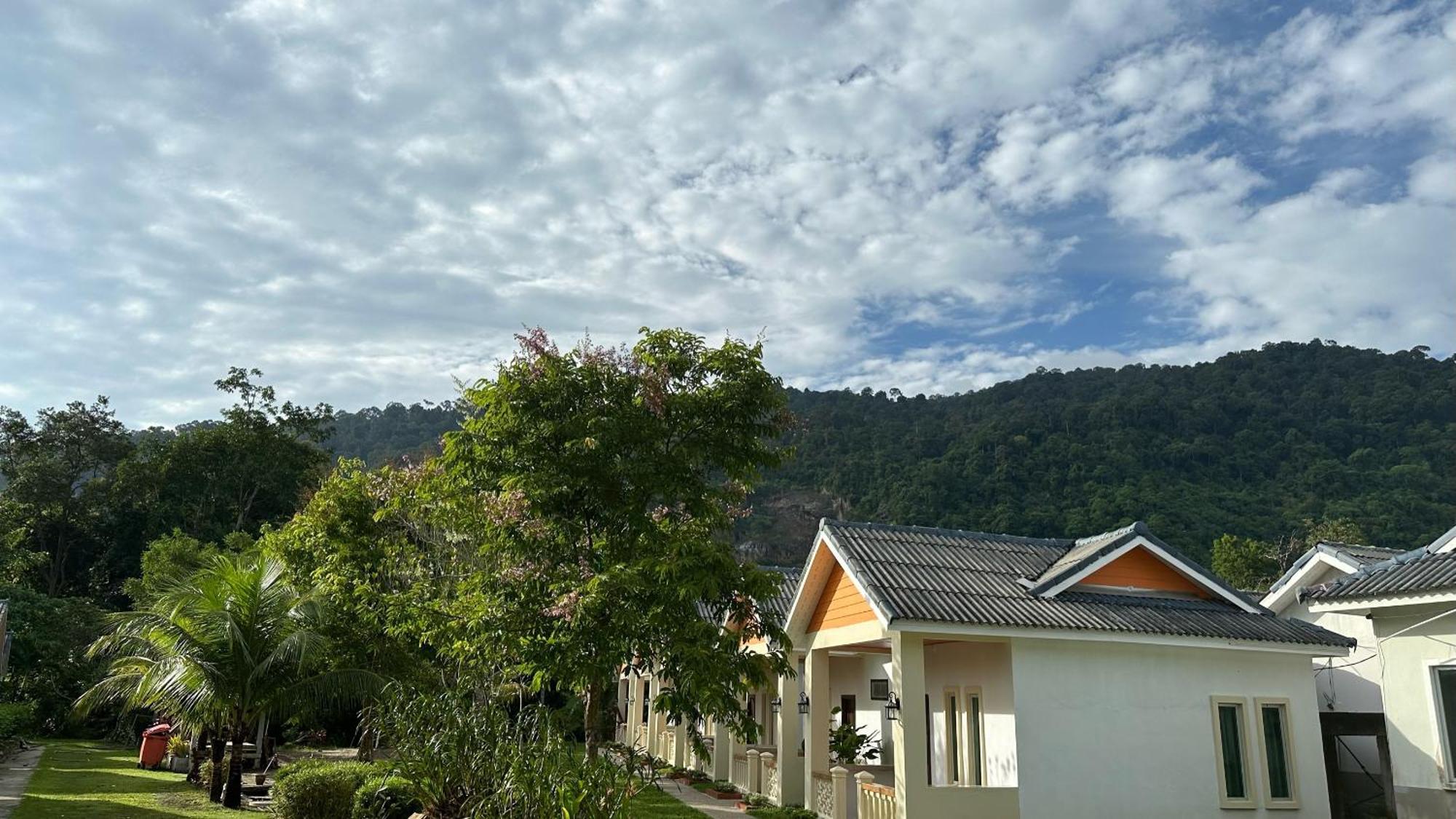 Tc Garden Resort Kuah Kültér fotó